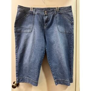 Baccini Women’s Cropped Jeans Size 22W